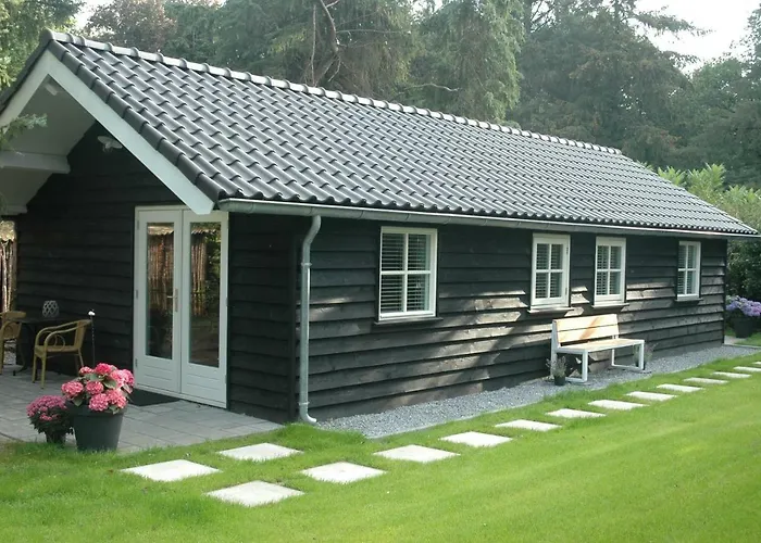 Aan De Bosrand Hoenderloo