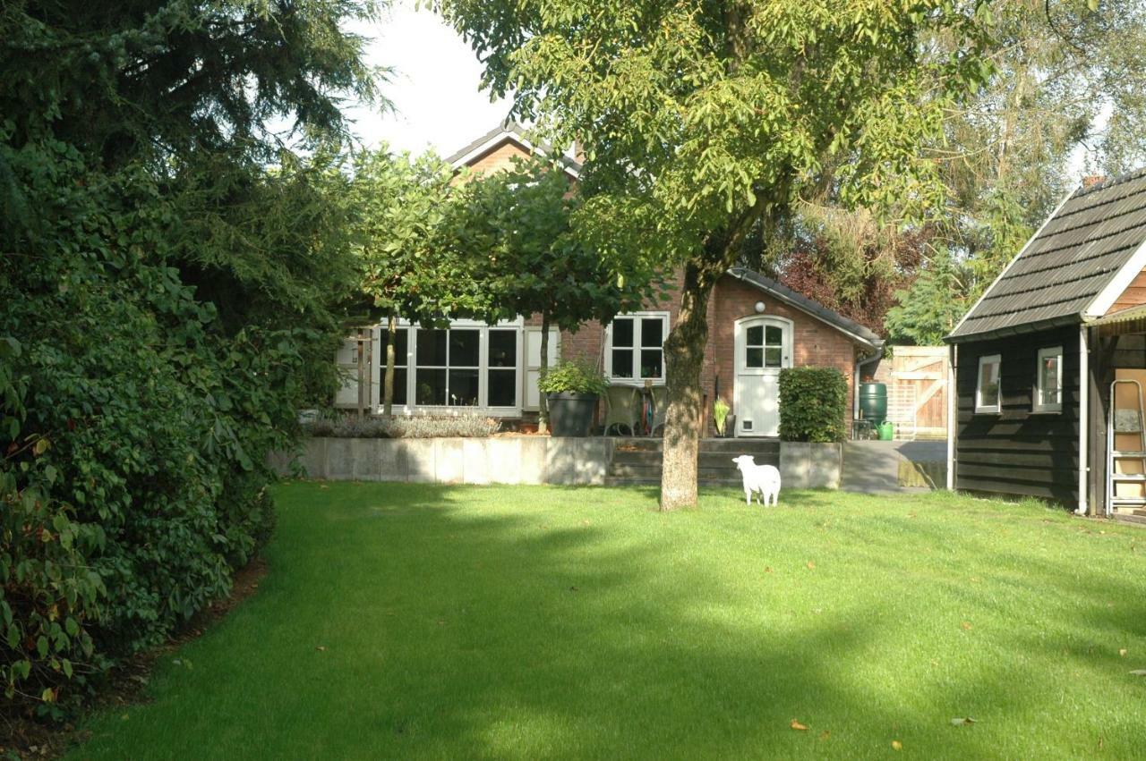Aan De Bosrand Hoenderloo Bed & Breakfast Apeldoorn